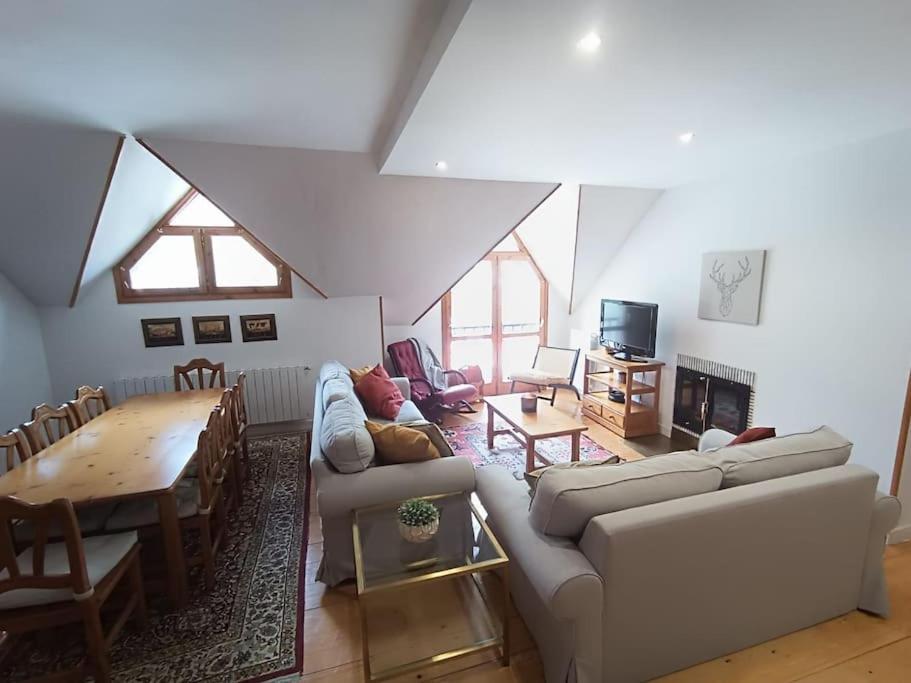 Balaitus Petfriendly - Arafita Apartamentos Sallent de Gállego Esterno foto