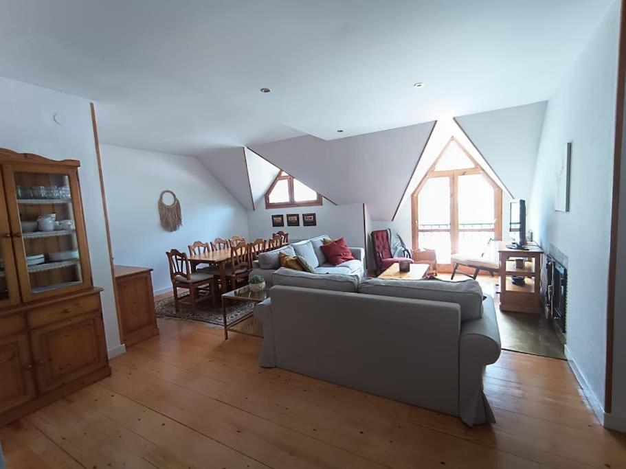 Balaitus Petfriendly - Arafita Apartamentos Sallent de Gállego Esterno foto