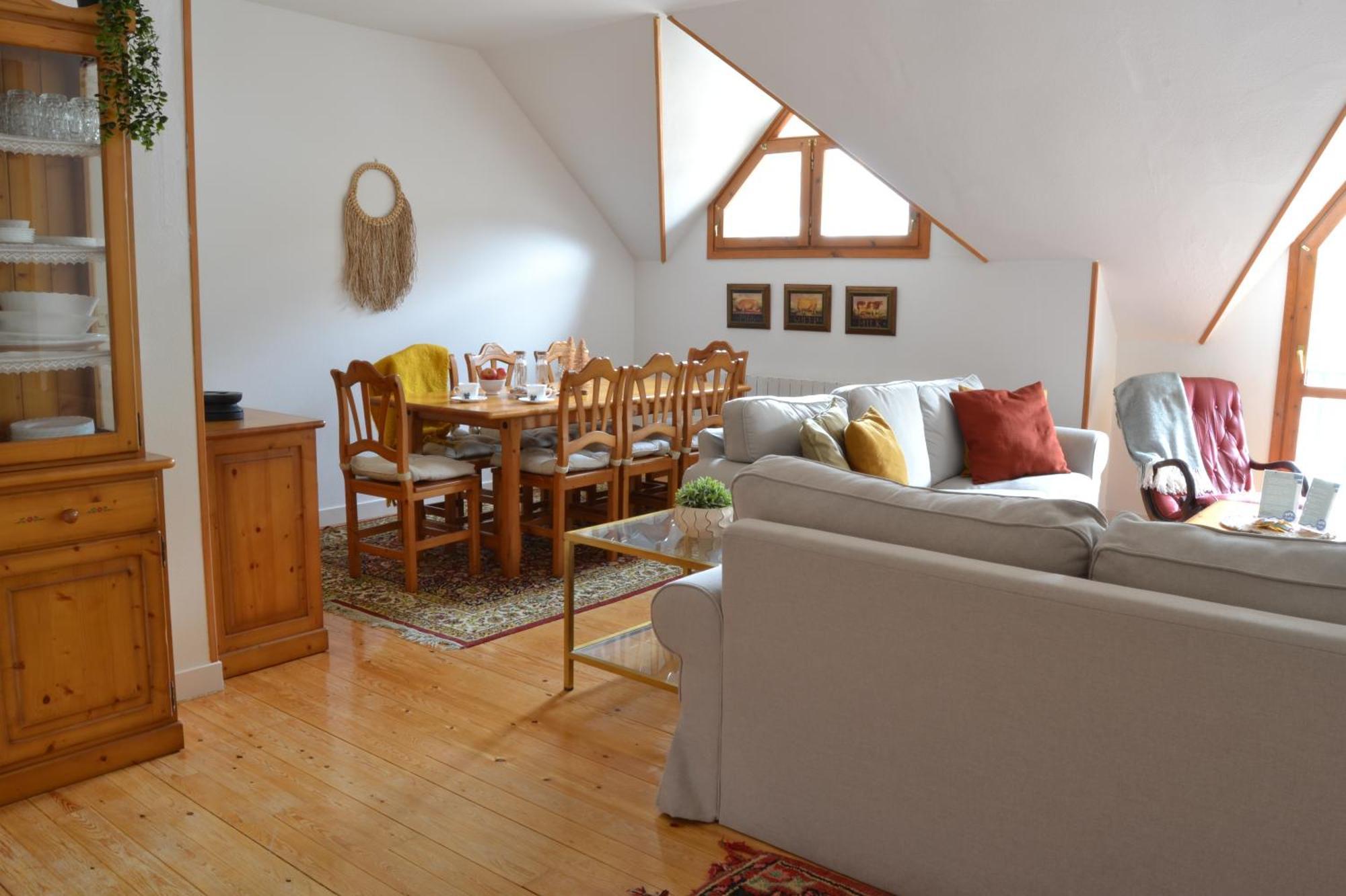 Balaitus Petfriendly - Arafita Apartamentos Sallent de Gállego Esterno foto